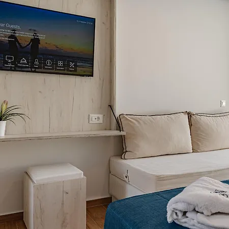 Hotel Magique Bleu Tragaki