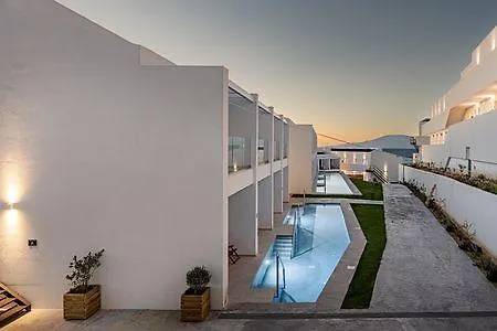 Magique Bleu Hotel Tragaki